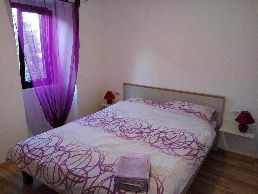 Apartments & Room Toni Валун Экстерьер фото